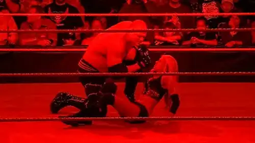 Raw Temporada 17 Episodios 1 • Sub Español