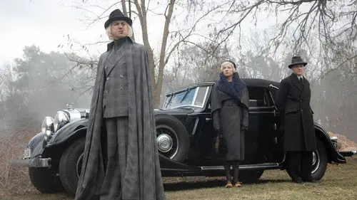 Babylon Berlin Temporada 4 Episodios 11 • Sub Español