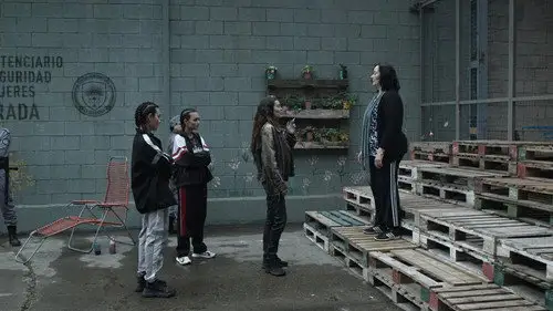 En el barro Temporada 1 Episodios 4 • Sub Español
