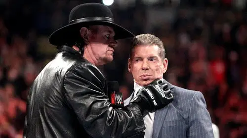 Raw Temporada 24 Episodios 9 • Sub Español