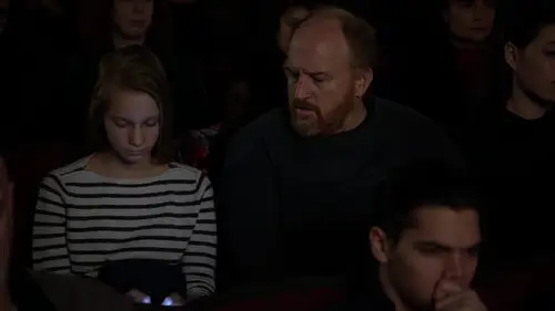 Louie Temporada 5 Episodios 6 • Sub Español
