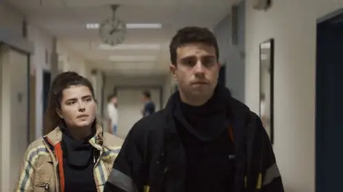 Bajo el fuego Temporada 1 Episodios 8 • Sub Español
