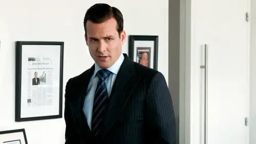 Suits: la clave del éxito Temporada 1 Episodios 6 • Sub Español