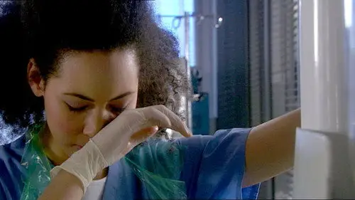 Casualty Temporada 26 Episodios 8 • Sub Español