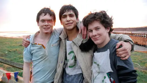 Skins Temporada 3 Episodios 10 • Sub Español