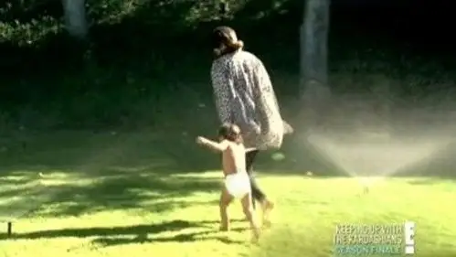 Las Kardashian 2007 Temporada 7 Episodios 18 • Sub Español