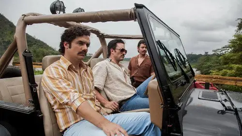 Narcos Temporada 1 Episodios 1 • Sub Español