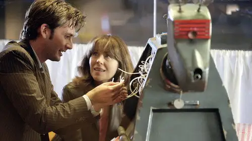 Doctor Who Temporada 2 Episodios 3 • Sub Español