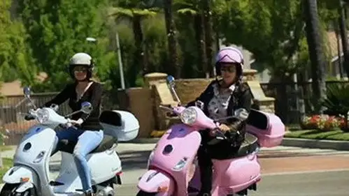 Las Kardashian 2007 Temporada 8 Episodios 16 • Sub Español