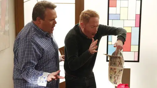 Modern Family Temporada 5 Episodios 22 • Sub Español