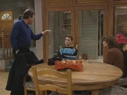 Un chapuzas en casa Temporada 7 Episodios 16 • Sub Español