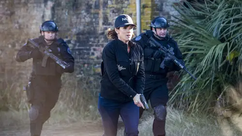 NCIS: Nueva Orleans Temporada 2 Episodios 16 • Sub Español