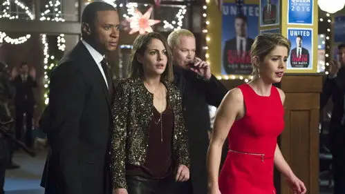Arrow Temporada 4 Episodios 9 • Sub Español