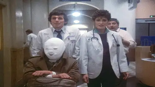 St. Elsewhere Temporada 1 Episodios 16 • Sub Español