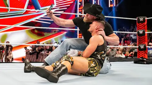 Raw Temporada 30 Episodios 7 • Sub Español
