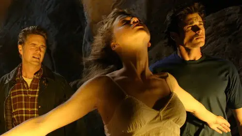 Smallville Temporada 3 Episodios 22 • Sub Español