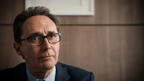 Holby City Temporada 23 Episodios 19 • Sub Español
