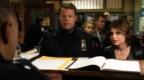 Familia de policías Temporada 6 Episodios 14 • Sub Español