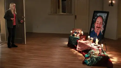 Mom Temporada 2 Episodios 13 • Sub Español