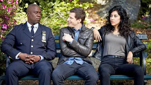 Brooklyn Nine-Nine Temporada 3 Episodios 22 • Sub Español