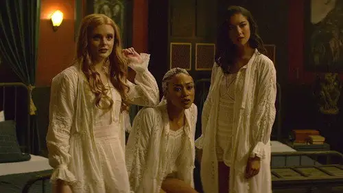 Las escalofriantes aventuras de Sabrina Temporada 1 Episodios 4 • Sub Español