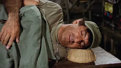 M*A*S*H Temporada 9 Episodios 7 • Sub Español
