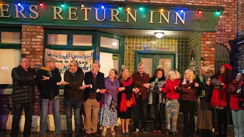 Coronation Street Temporada 65 Cap 1 • Español Online