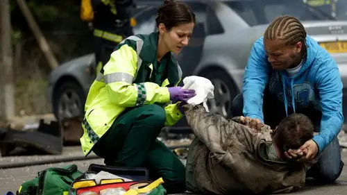 Casualty Temporada 23 Episodios 5 • Sub Español