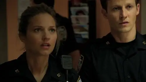 Familia de policías Temporada 4 Episodios 1 • Sub Español