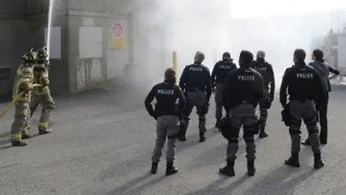 Flashpoint Temporada 4 Episodios 18 • Sub Español