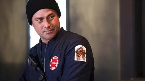 Chicago Fire Temporada 10 Episodios 15 • Sub Español